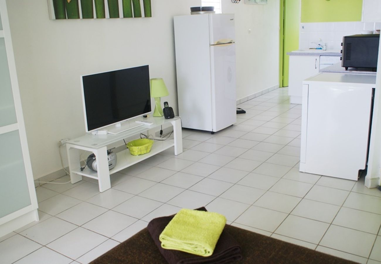 Appartement à Sainte-Anne - Résidence à Ste Anne Guadeloupe - Ref : HG024