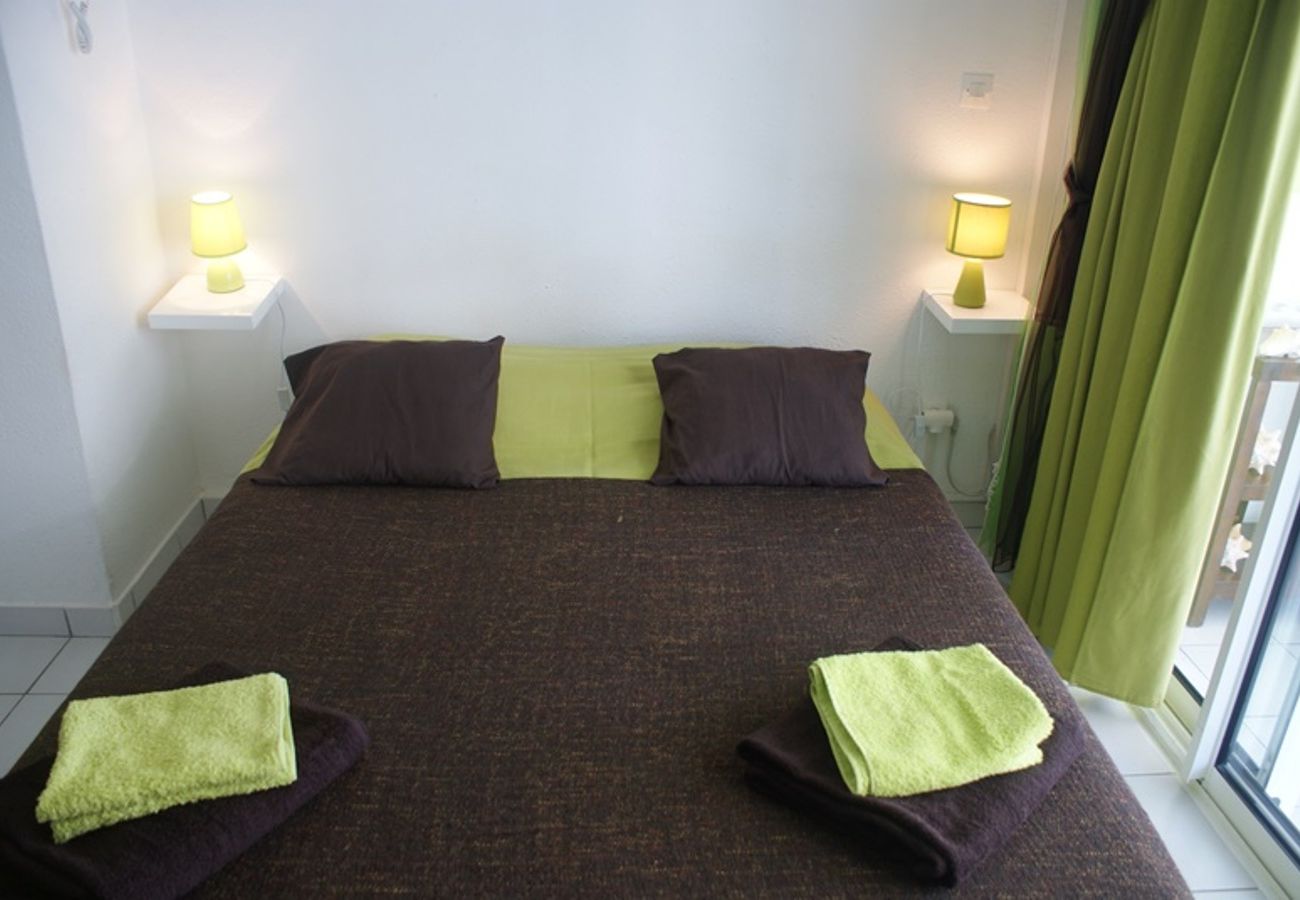 Appartement à Sainte-Anne - Résidence à Ste Anne Guadeloupe - Ref : HG024