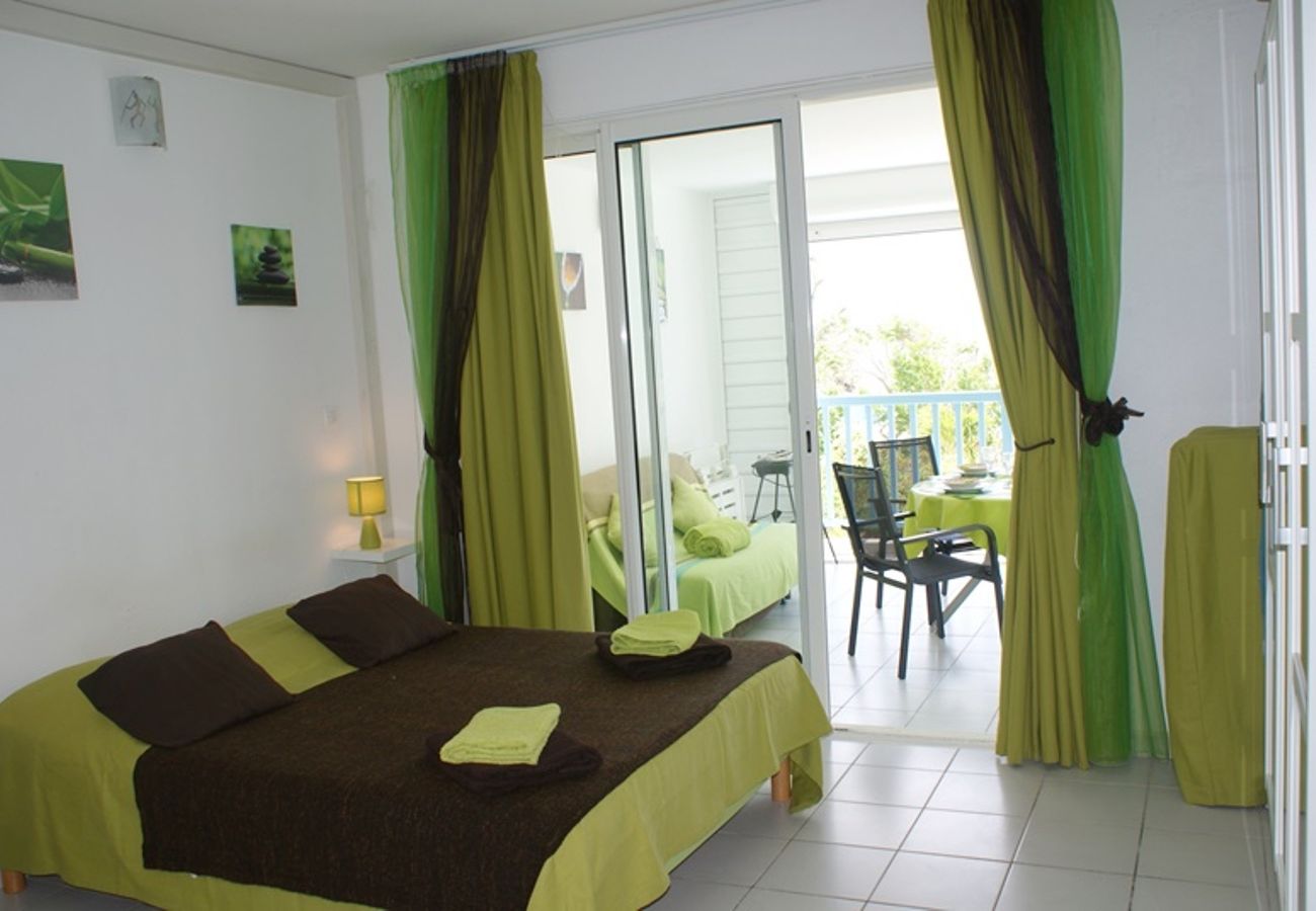 Appartement à Sainte-Anne - Résidence à Ste Anne Guadeloupe - Ref : HG024