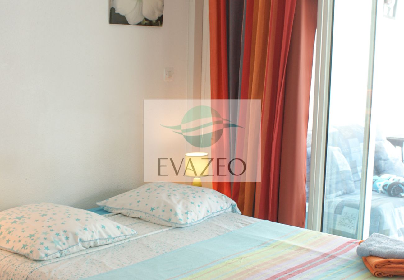 Appartement à Sainte-Anne - Résidence à Ste Anne Guadeloupe - Ref : HG027
