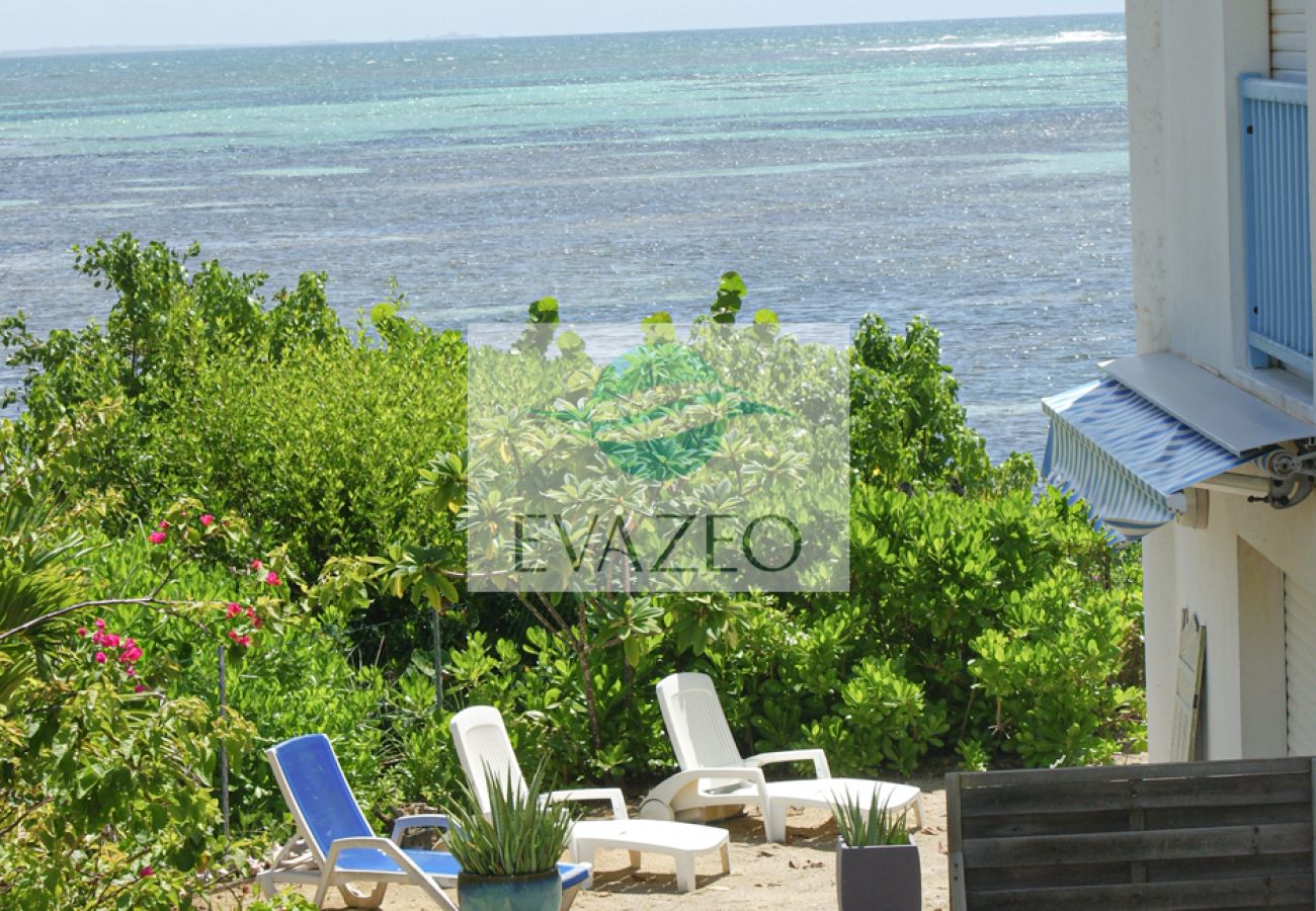 Appartement à Sainte-Anne - Résidence à Ste Anne Guadeloupe - Ref : HG027