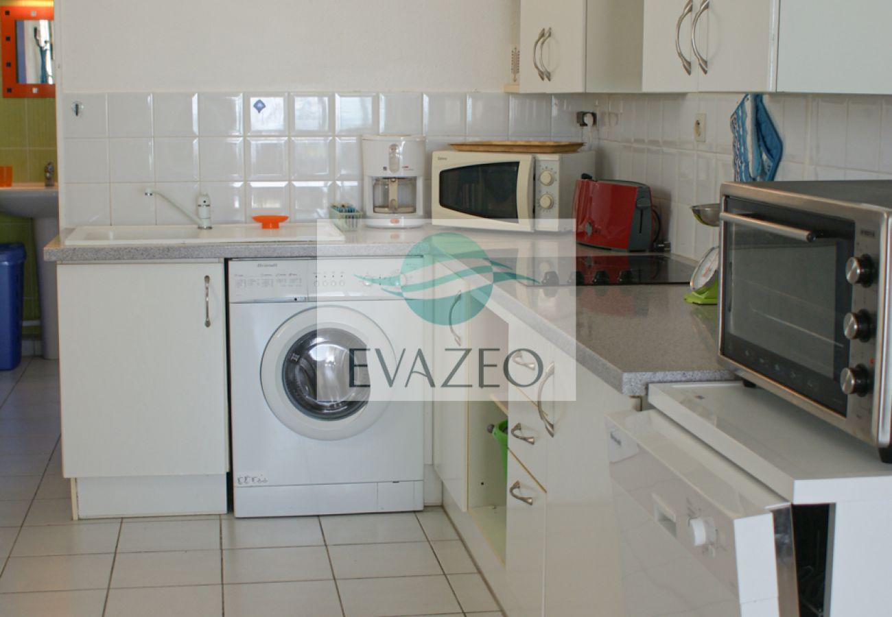 Appartement à Sainte-Anne - Résidence à Ste Anne Guadeloupe - Ref : HG027