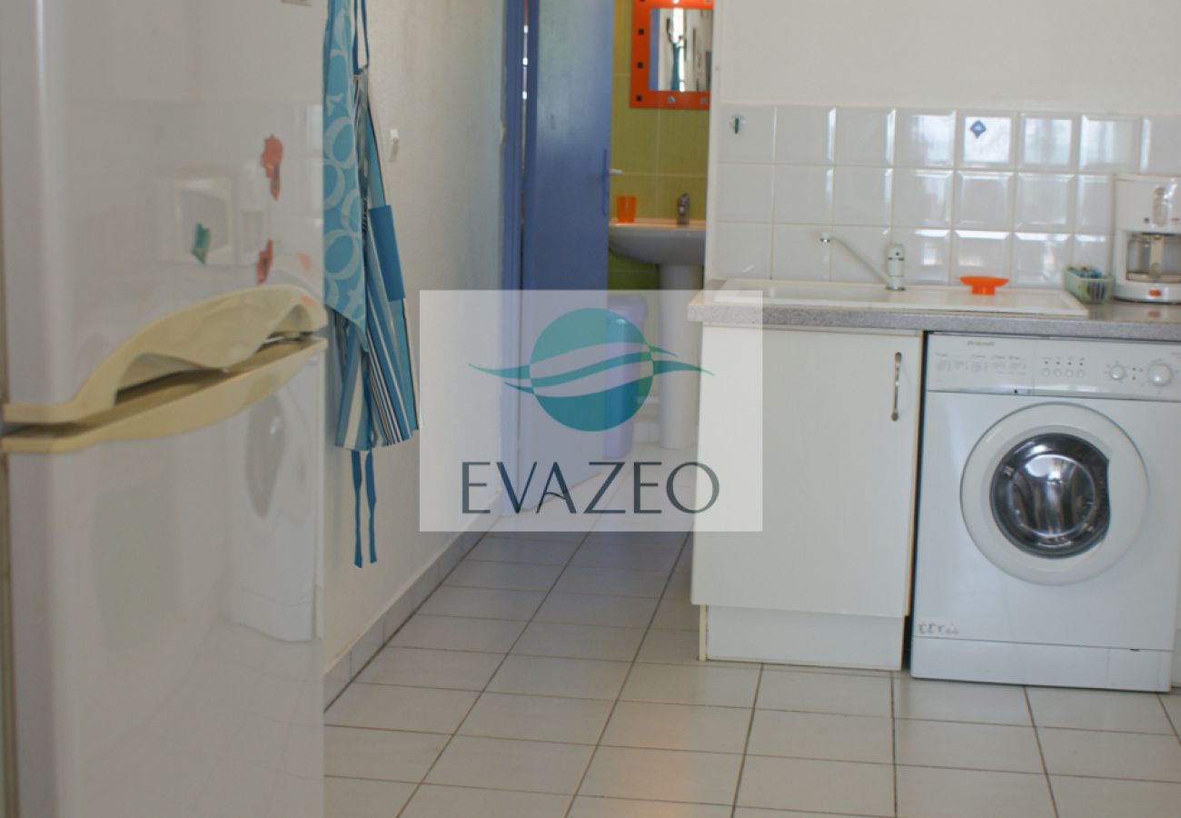Appartement à Sainte-Anne - Résidence à Ste Anne Guadeloupe - Ref : HG027