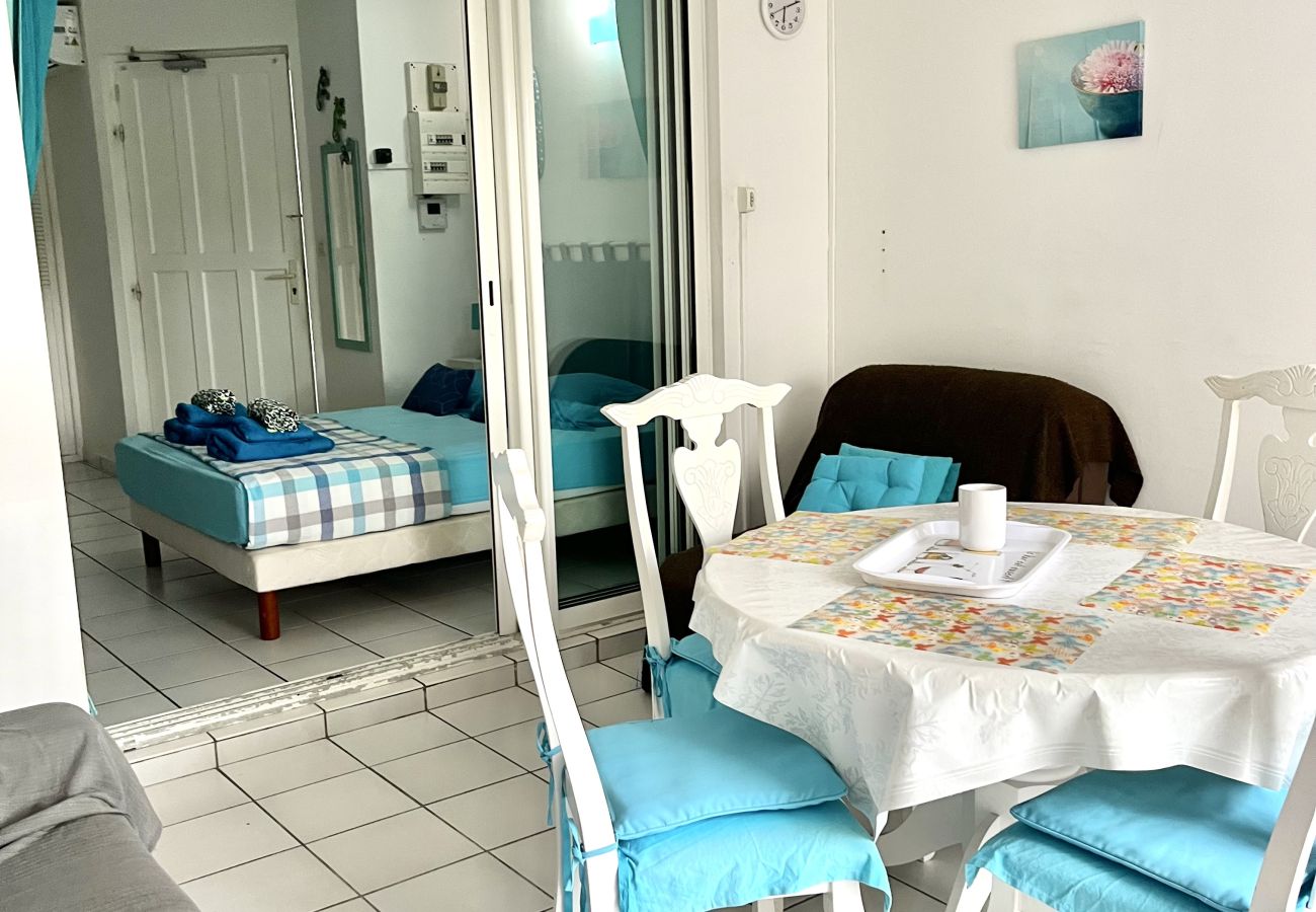 Appartement à Sainte-Anne - Résidence à Ste Anne Guadeloupe - Ref : HG027