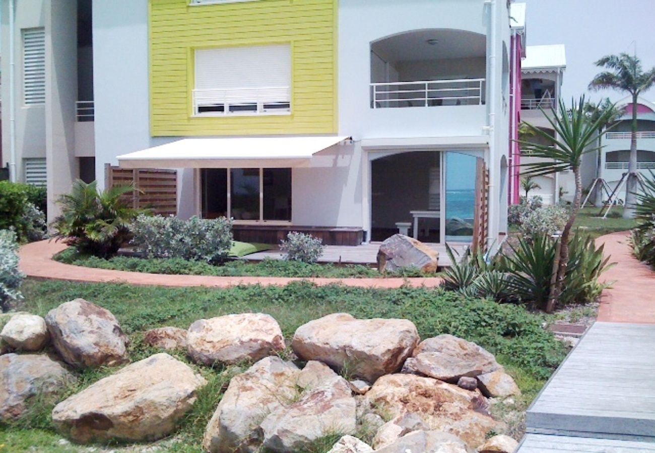 Appartement à Sainte-Anne - Appartement à Ste Anne Guadeloupe - Ref : HG096