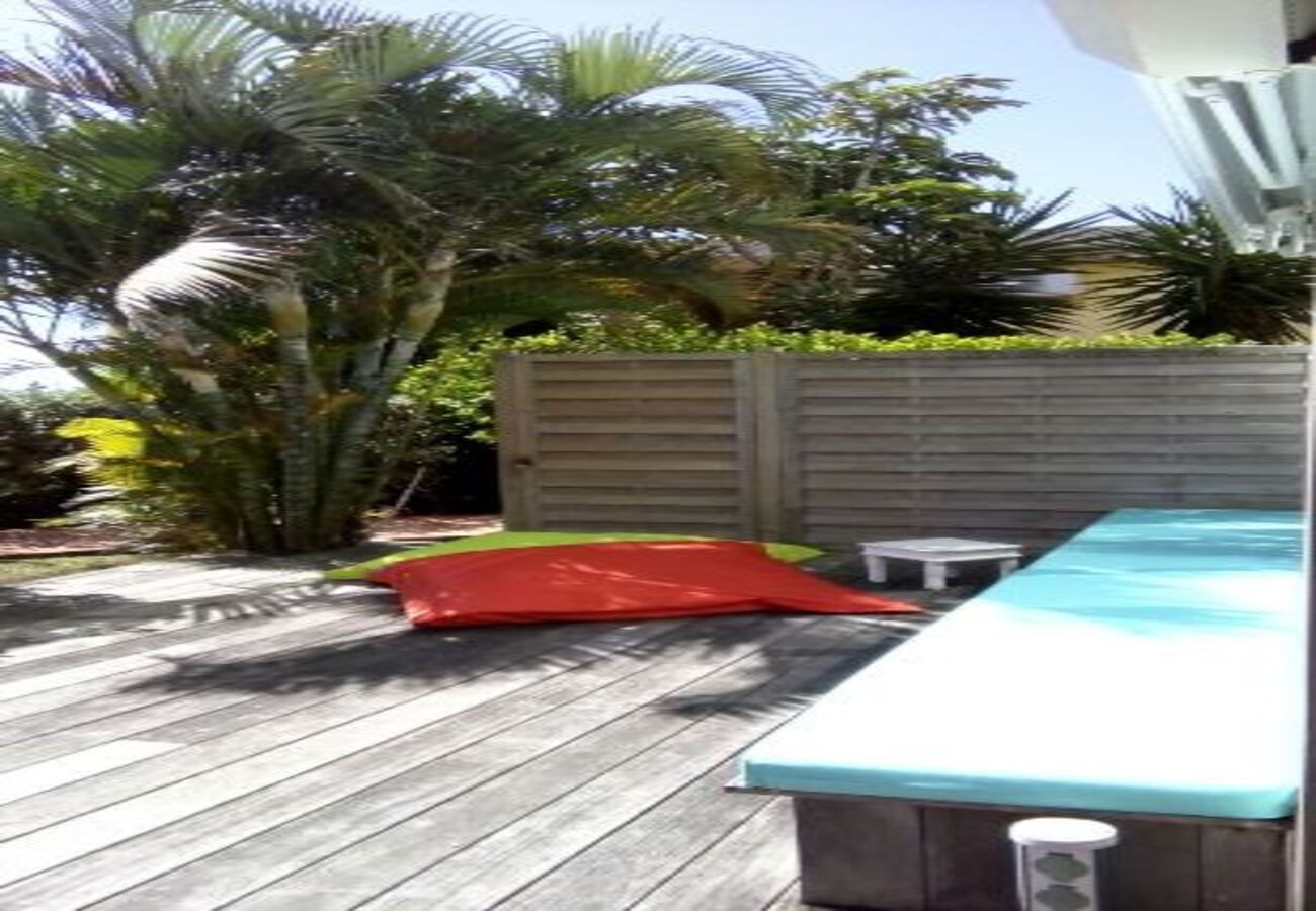 Appartement à Sainte-Anne - Appartement à Ste Anne Guadeloupe - Ref : HG096