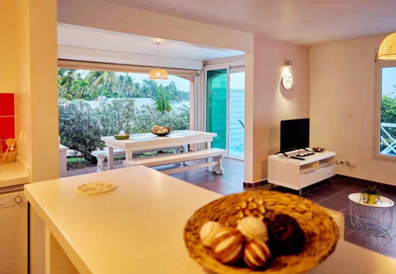 Appartement à Sainte-Anne - Appartement à Ste Anne Guadeloupe - Ref : HG096