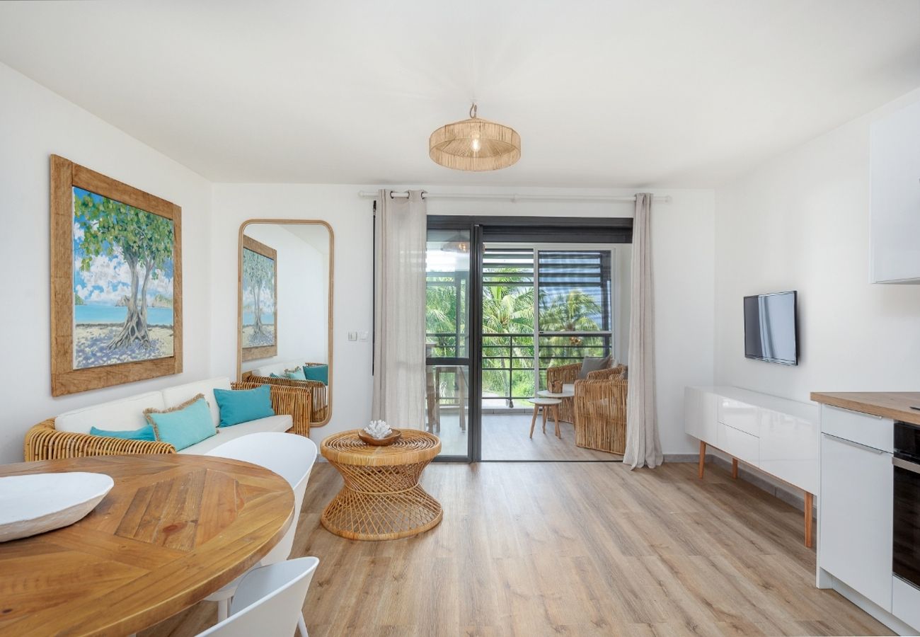 Appartement à Le Gosier - Appart T3 Duplex Gosier Guadeloupe - Ref : HG150