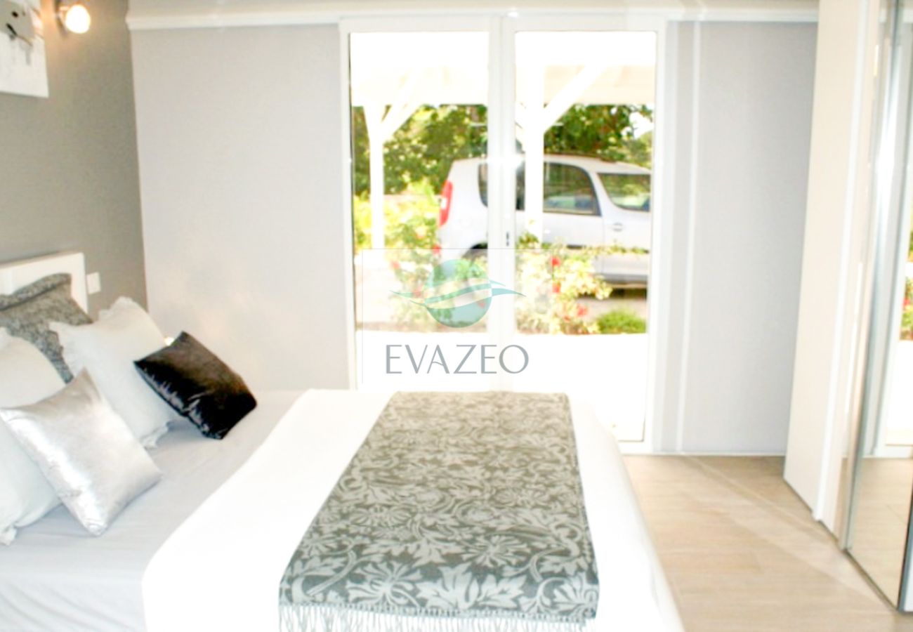 Villa à Saint-François - Villa à St François en Guadeloupe - Ref : G118