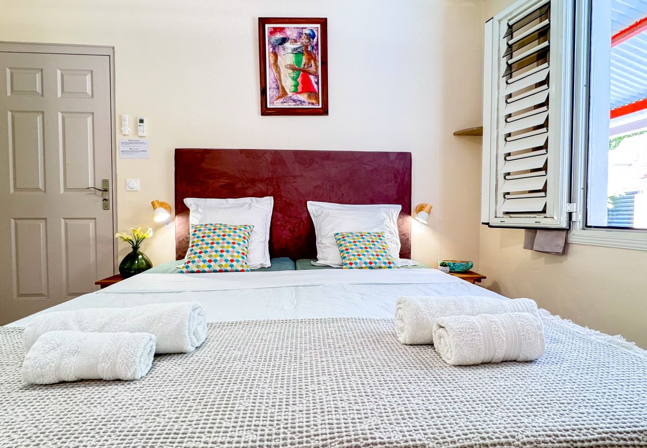 Villa à Sainte-Anne - VILLA 3CH STE ANNE REF M321