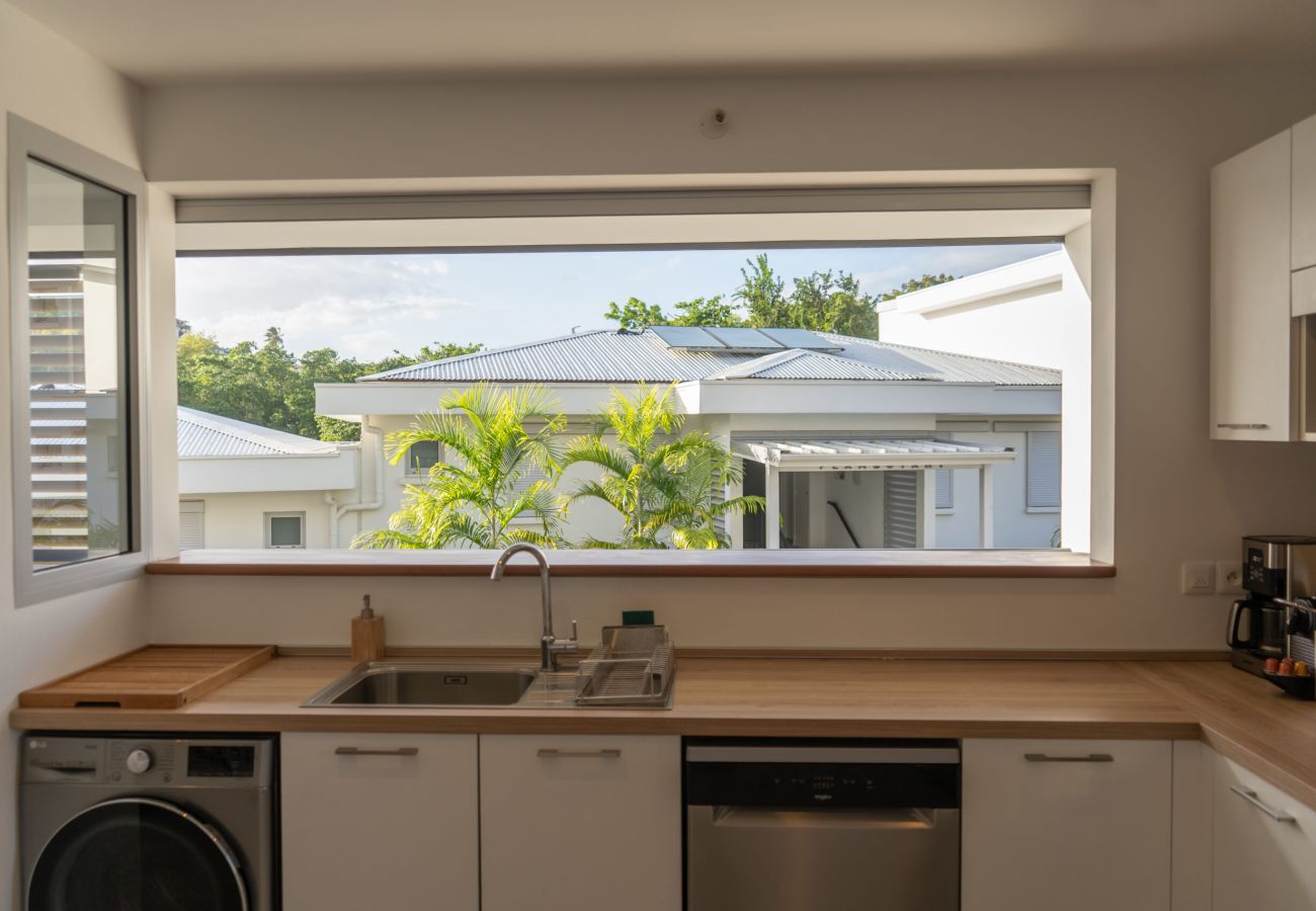 Appartement à Les Trois-Ilets - T3 Cour Domaine de l'Anse Mitan - HM105