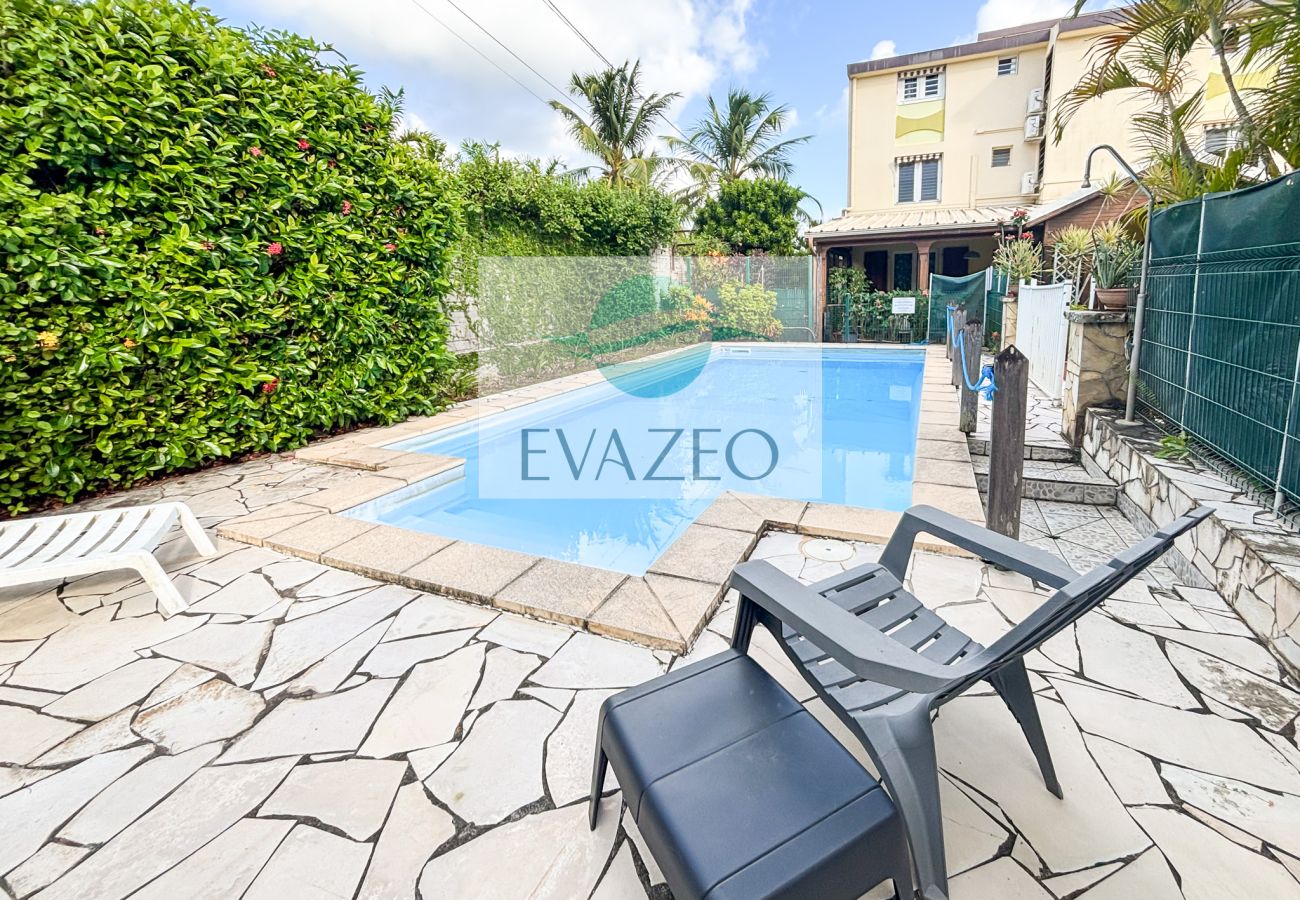 Studio à Les Trois-Ilets - Appartement Le Karacoli - Trois Ilets - HM109