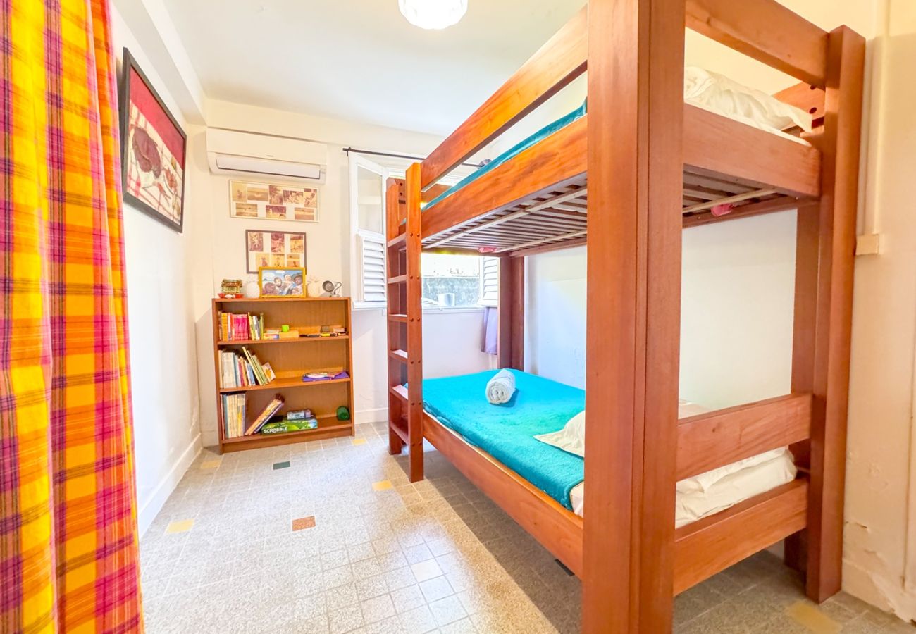 Villa à Le Diamant - Villa au Diamant en Martinique - Ref : M137