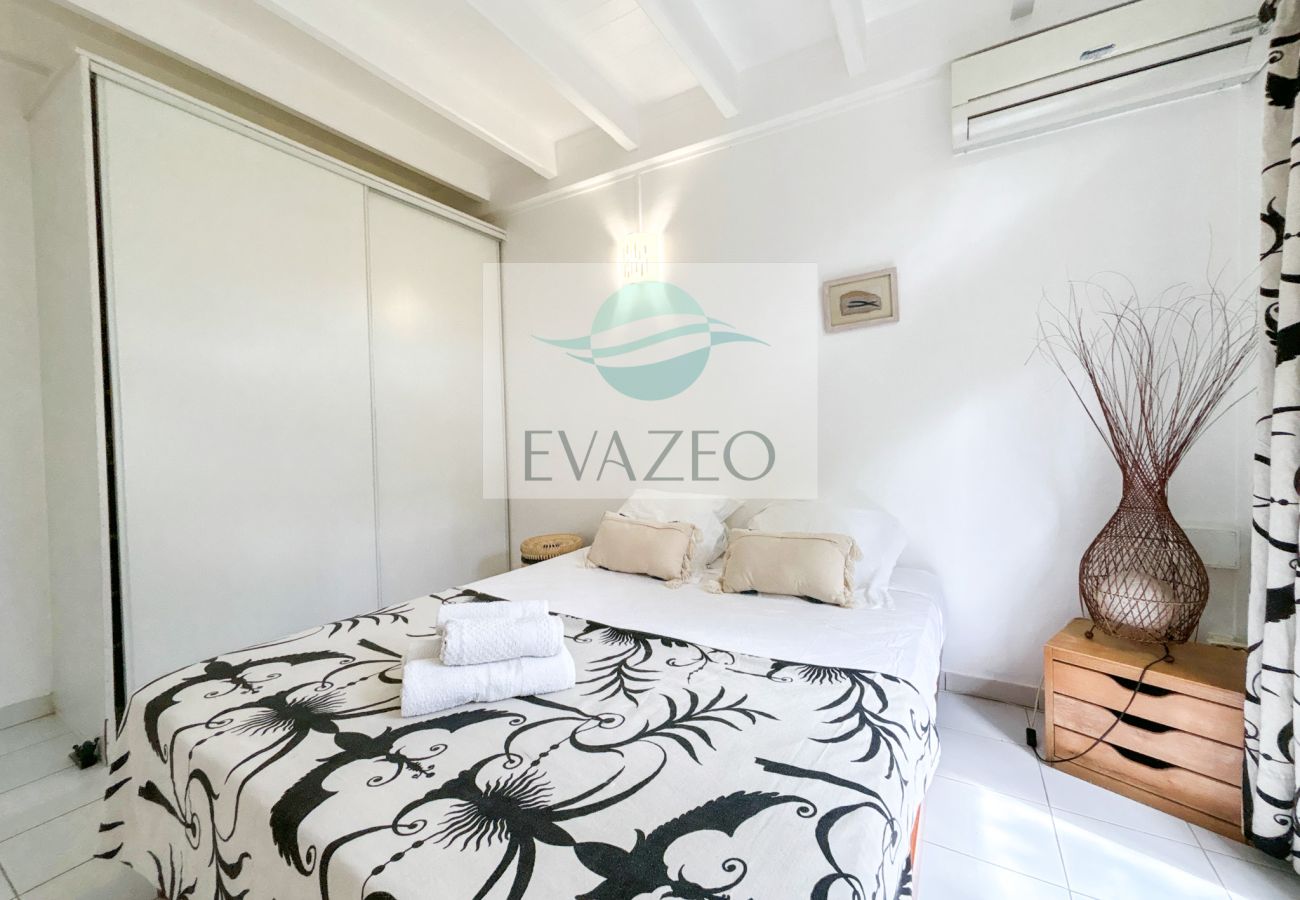 Villa à Sainte-Anne - Villa à Sainte Anne Ref M019 - 2 ch plage à 400m