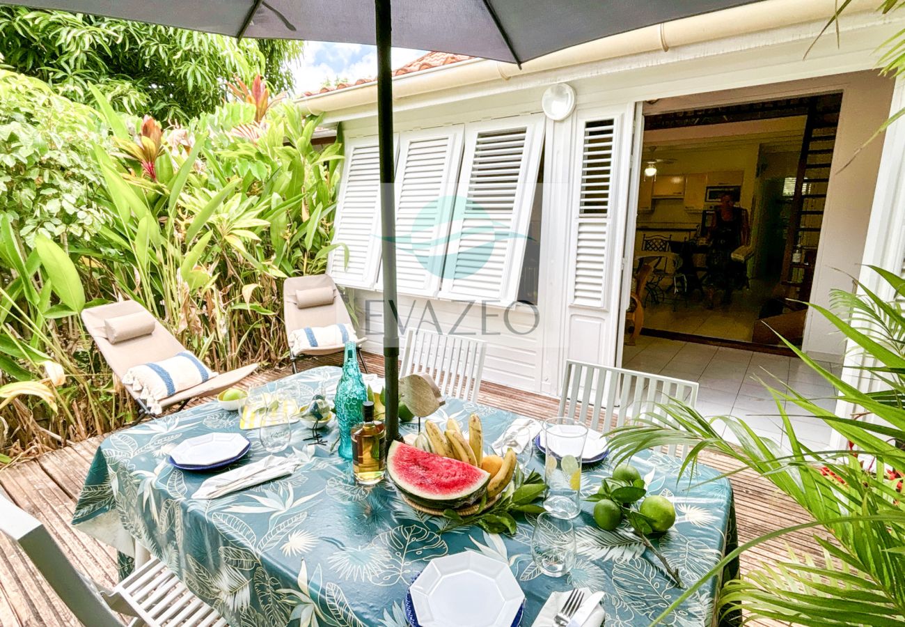 Villa à Sainte-Anne - Villa à Sainte Anne Ref M019 - 2 ch plage à 400m