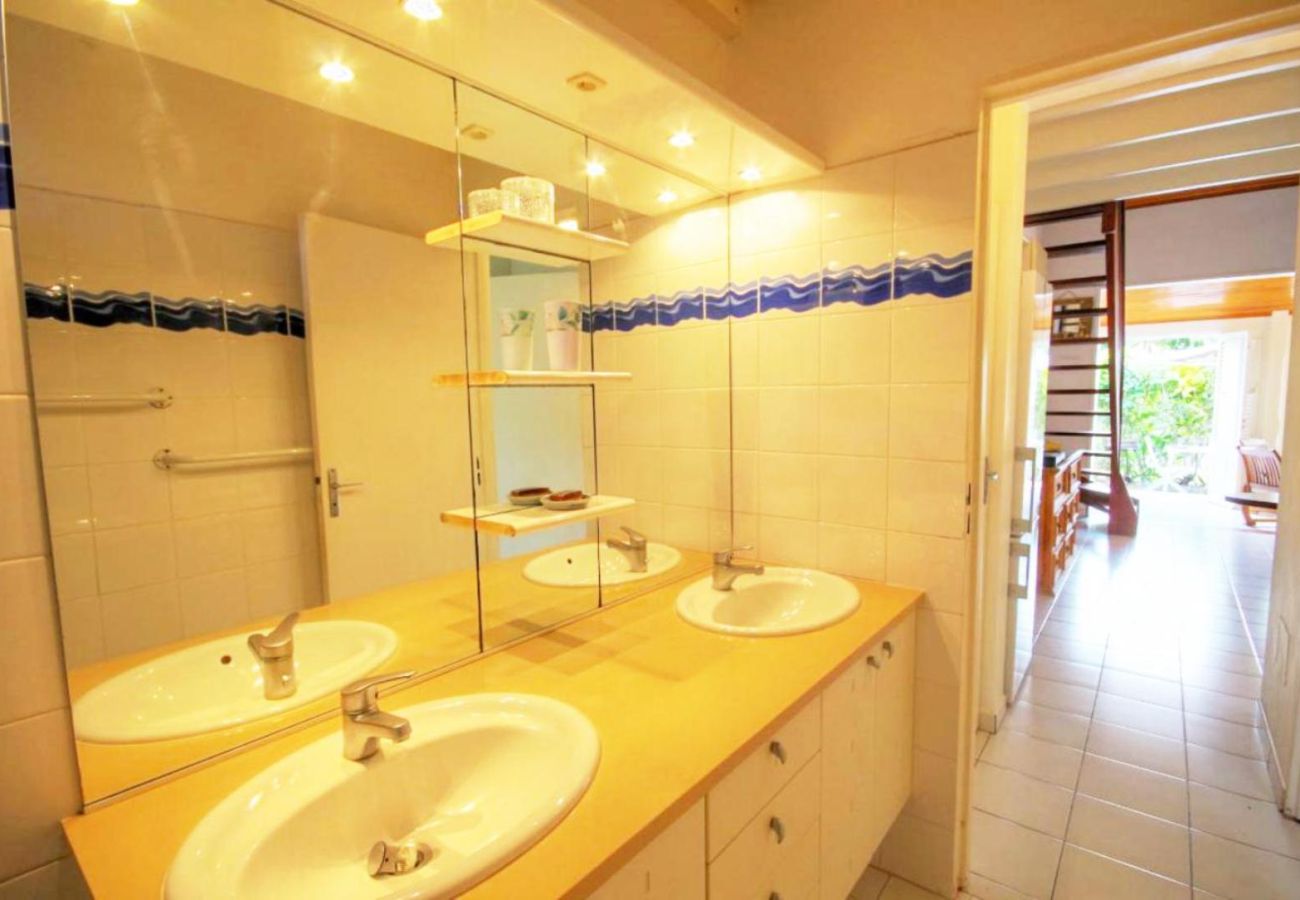 Villa à Sainte-Anne - Villa à Sainte Anne Ref M019 - 2 ch plage à 400m