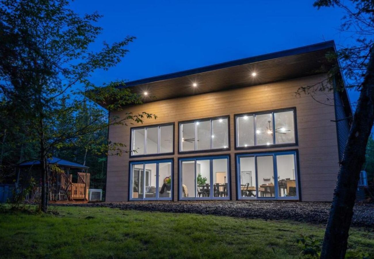 Chalet à Charlevoix-Est - CAN005 - L'étoile Brillante