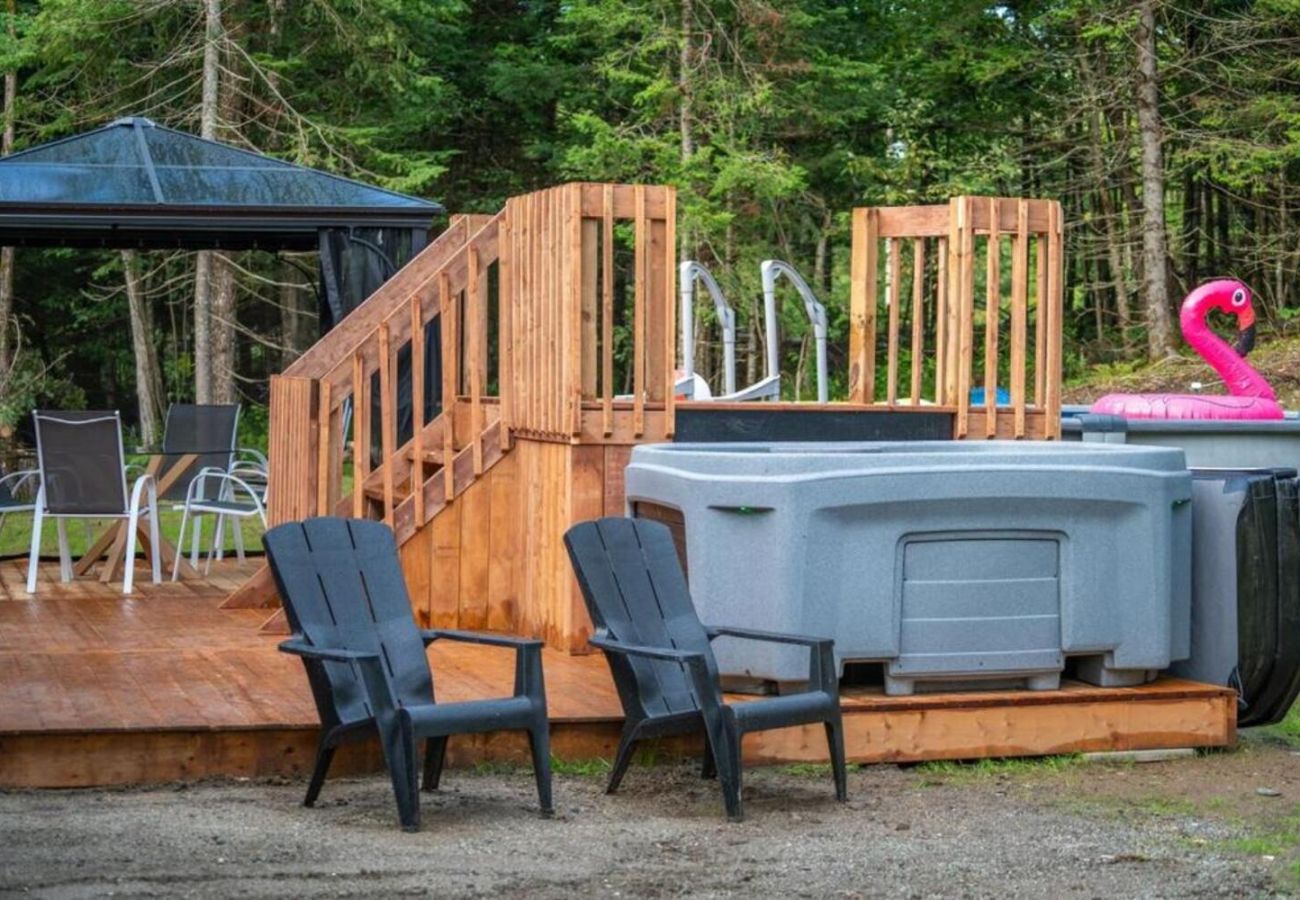 Chalet à Charlevoix-Est - CAN005 - L'étoile Brillante