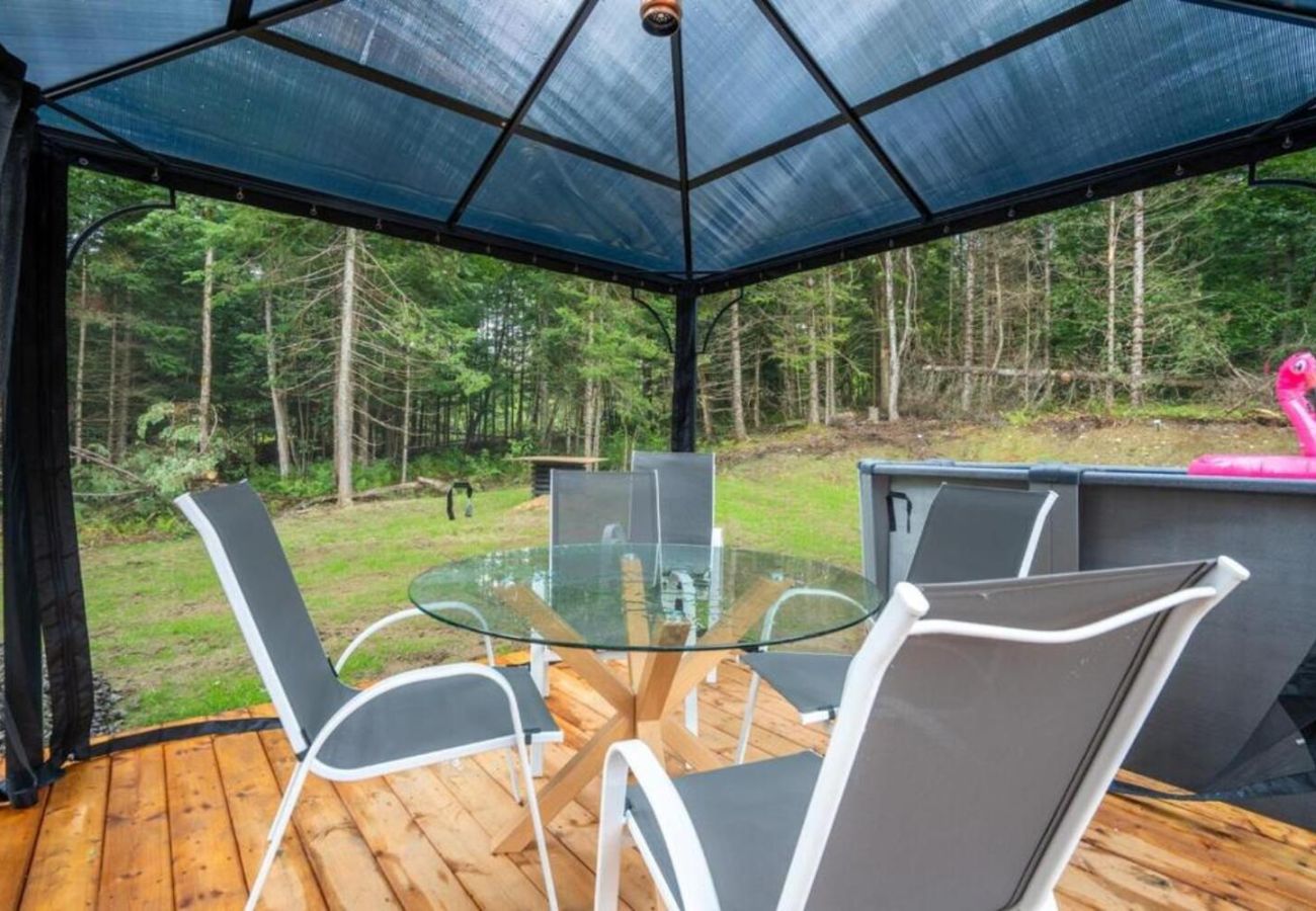 Chalet à Charlevoix-Est - CAN005 - L'étoile Brillante