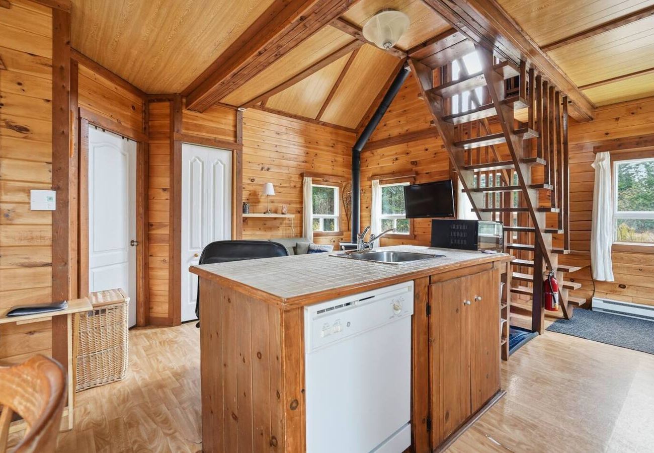 Chalet à Charlevoix-Est - CAN012 - Le P'tit Chal'eureux