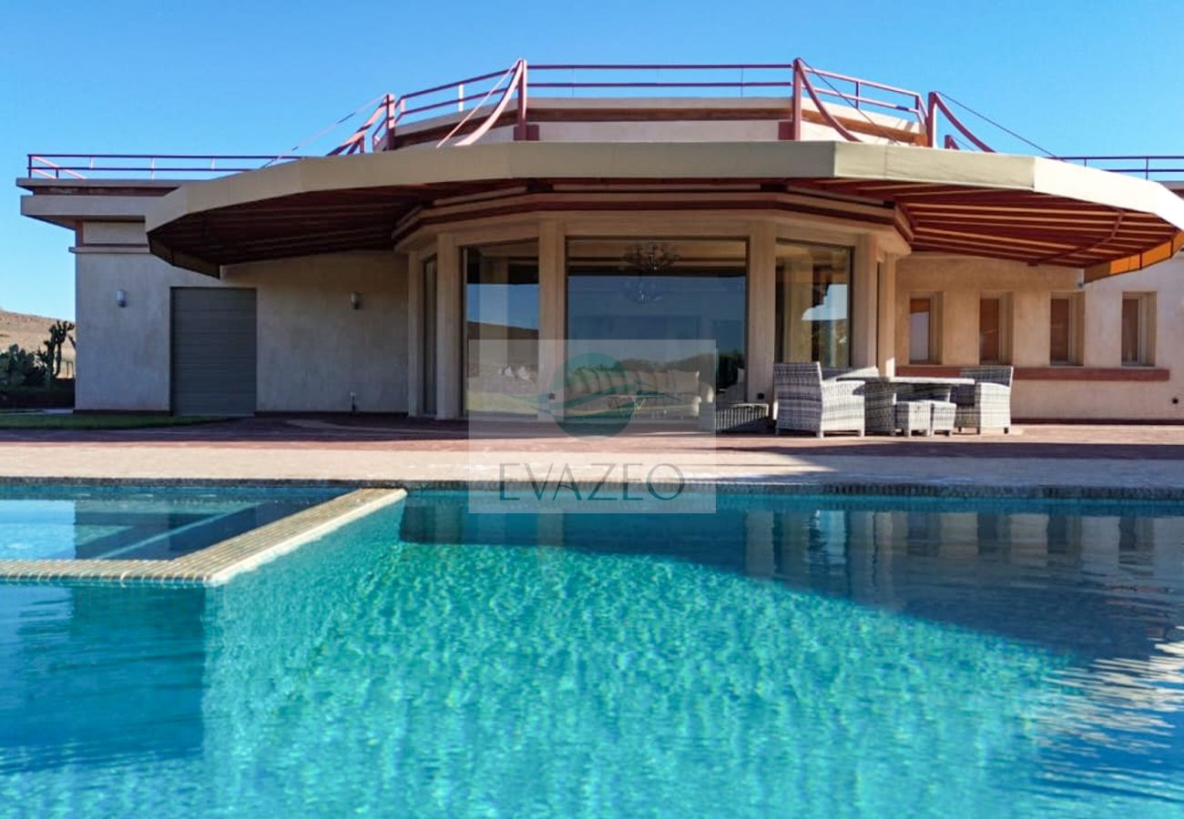 Domaine à Marrakech Alentours - Domaine de LAMRAH MAR003F