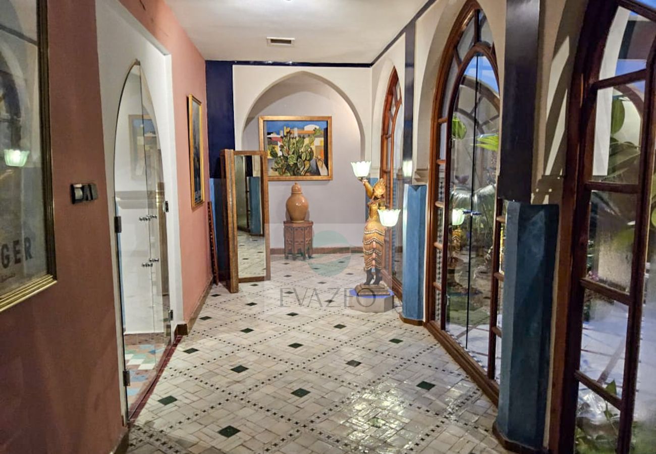 Villa à Marrakech Alentours - VILLA OUSSOUD MAR0011F