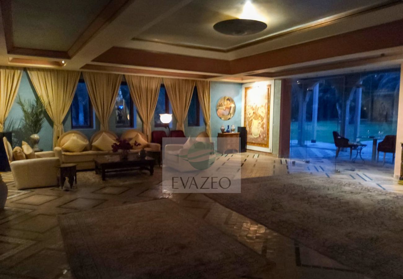 Villa à Marrakech Alentours - VILLA OUSSOUD MAR0011F