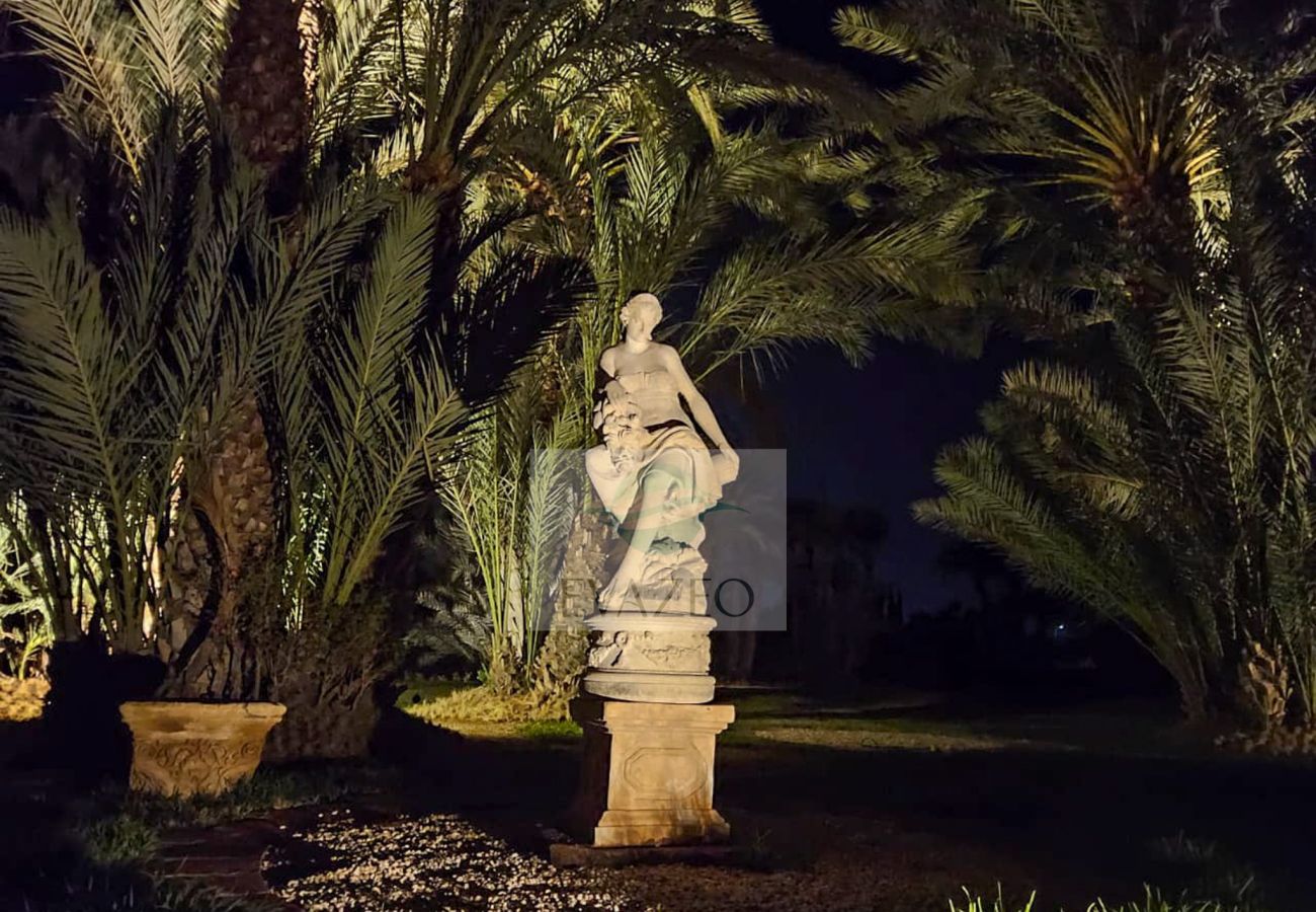 Villa à Marrakech Alentours - VILLA OUSSOUD MAR0011F