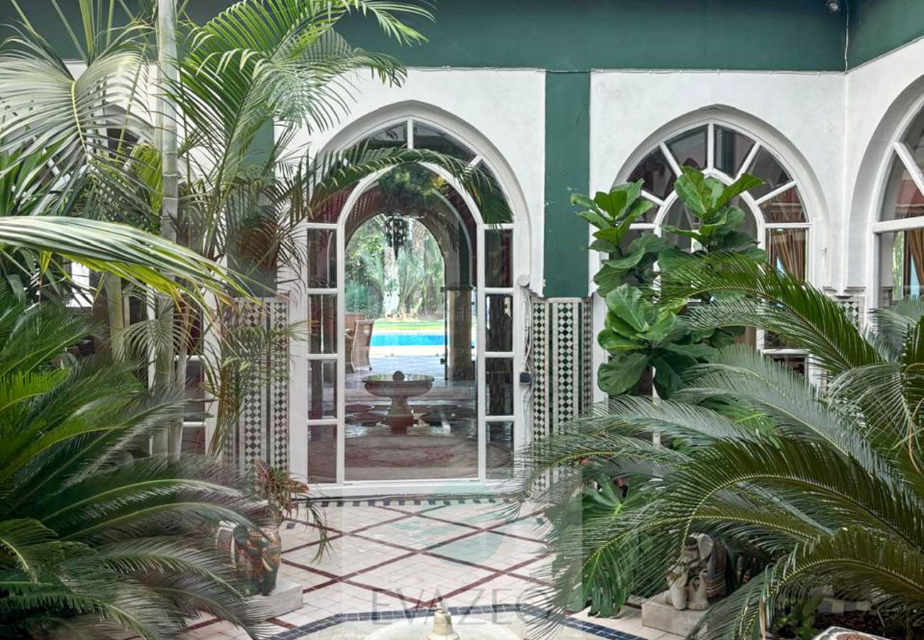Villa à Marrakech Alentours - VILLA OUSSOUD MAR0011F