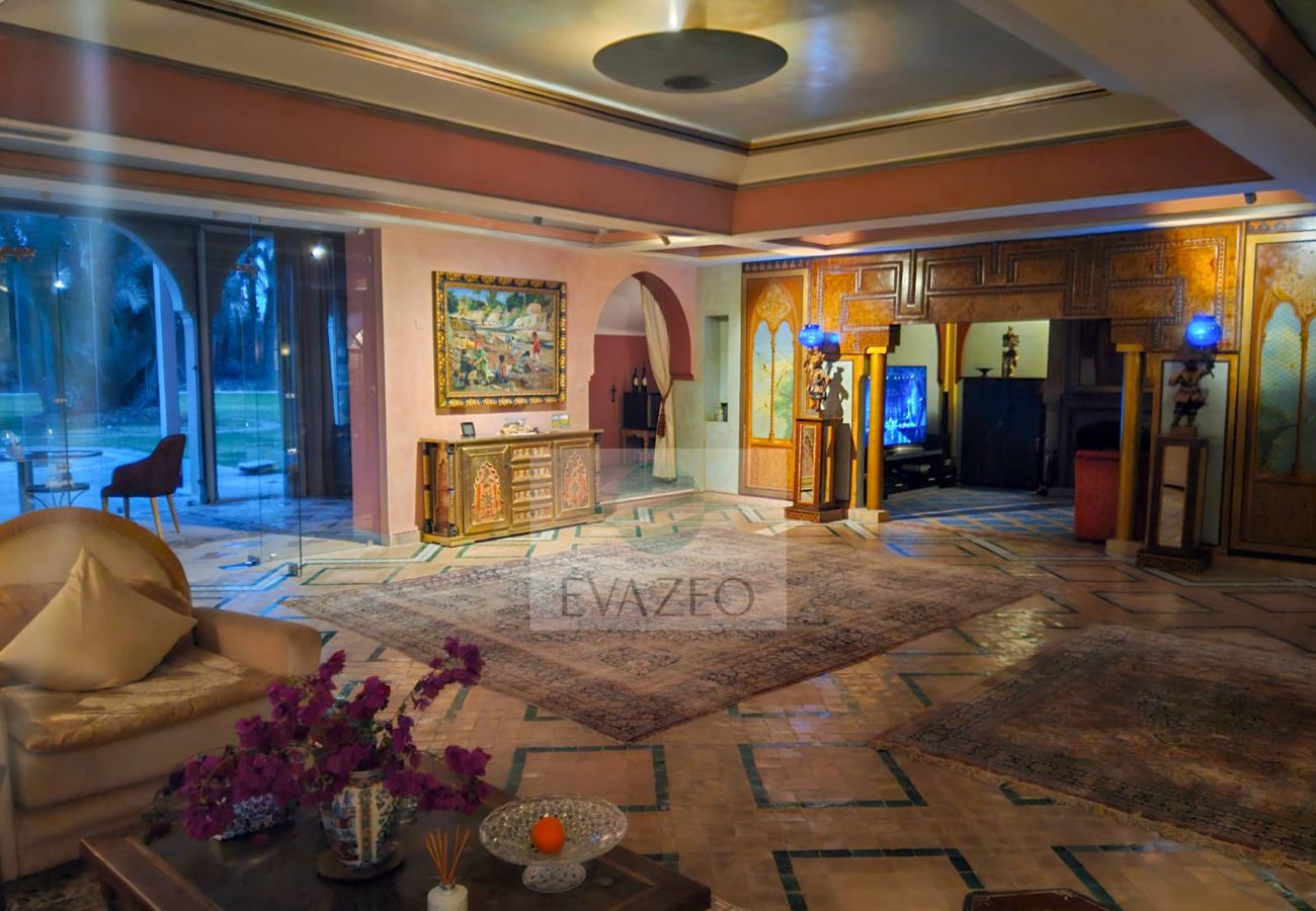 Villa à Marrakech Alentours - VILLA OUSSOUD MAR0011F