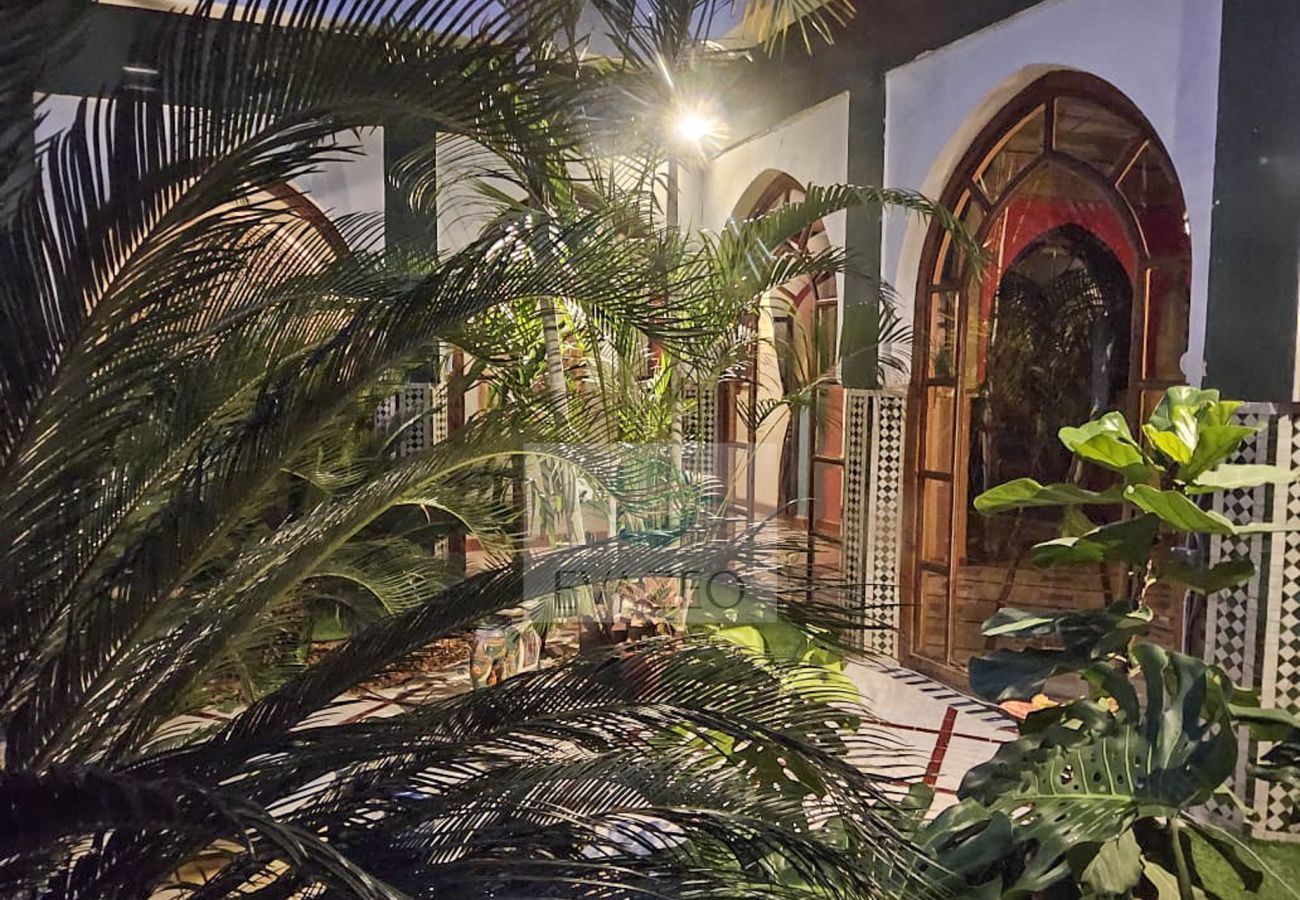 Villa à Marrakech Alentours - VILLA OUSSOUD MAR0011F