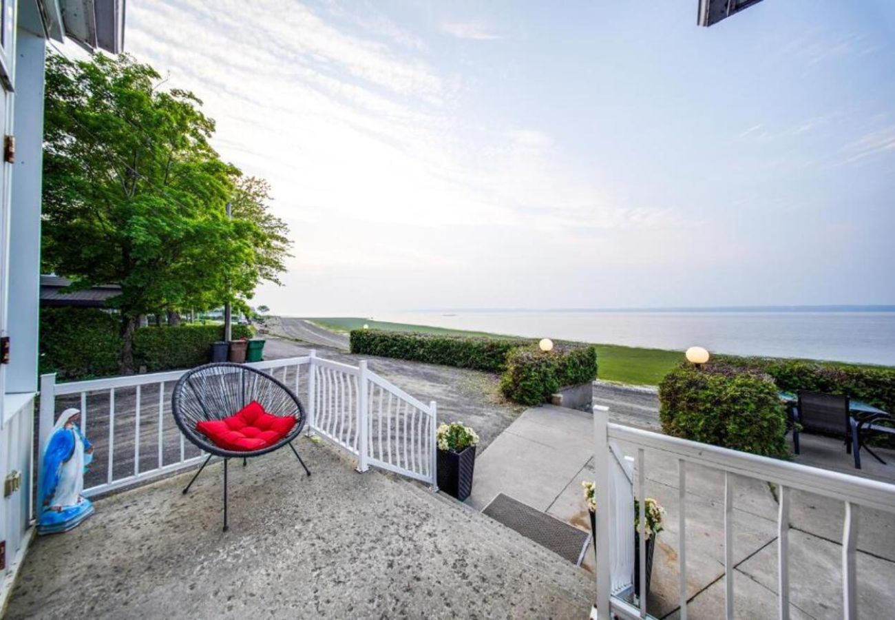 Maison à Laval - CAN016 : Le Repaire du Fleuve