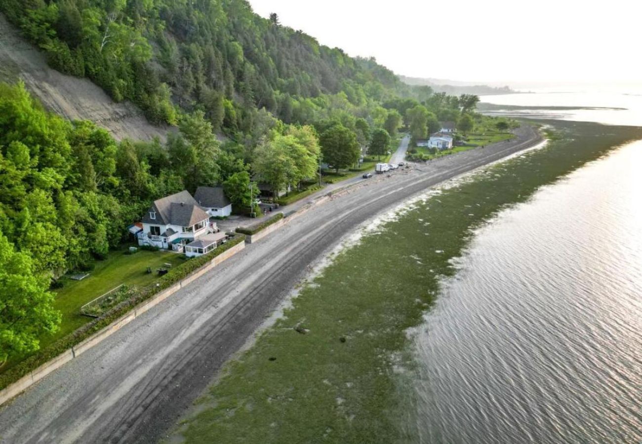 Maison à Laval - CAN016 : Le Repaire du Fleuve