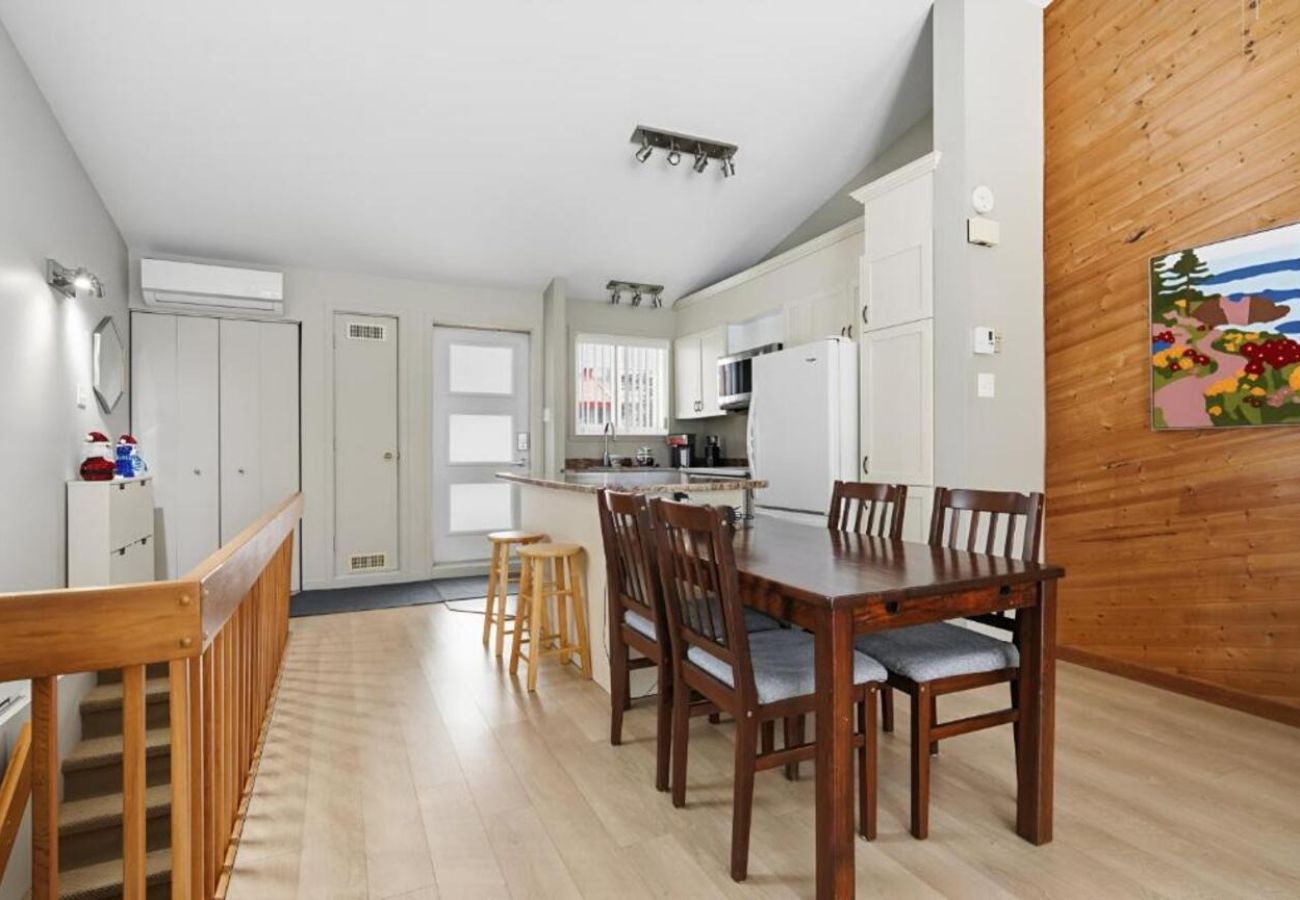 Maison à Laval - CAN018 : Refuge des pentes