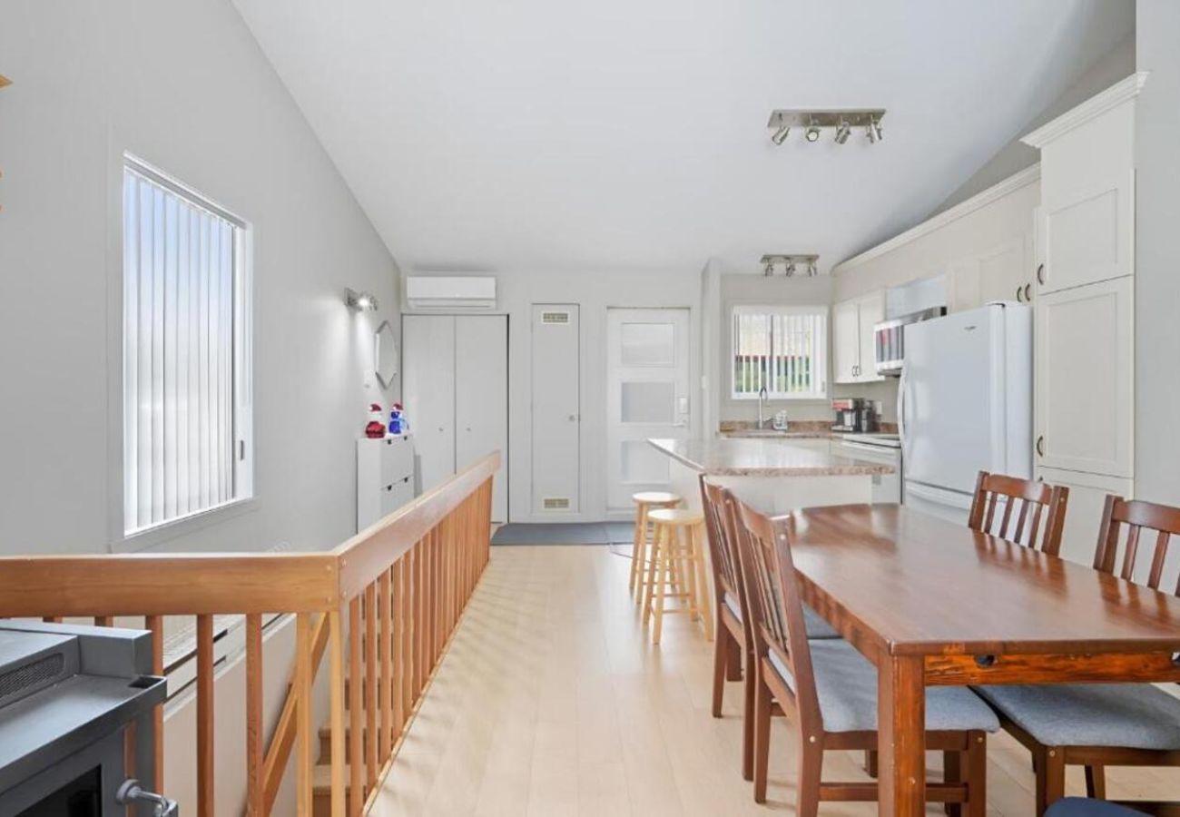 Maison à Laval - CAN018 : Refuge des pentes