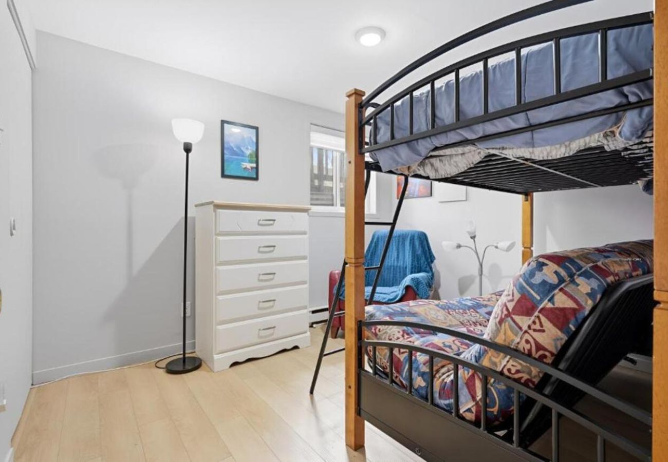 Maison à Laval - CAN018 : Refuge des pentes