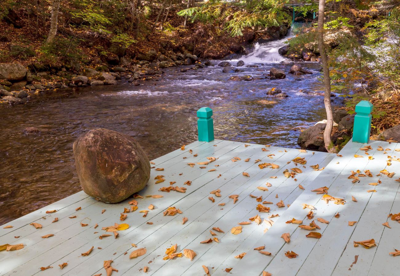 Chalet à Montreal - CAN028 : L'Hirondelle