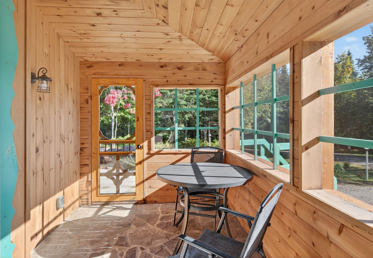 Chalet à Montreal - CAN031 : Le Pic-Bois