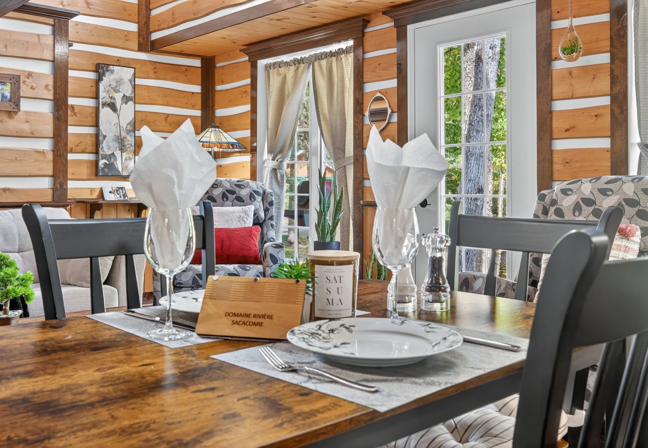 Chalet à Montreal - CAN031 : Le Pic-Bois