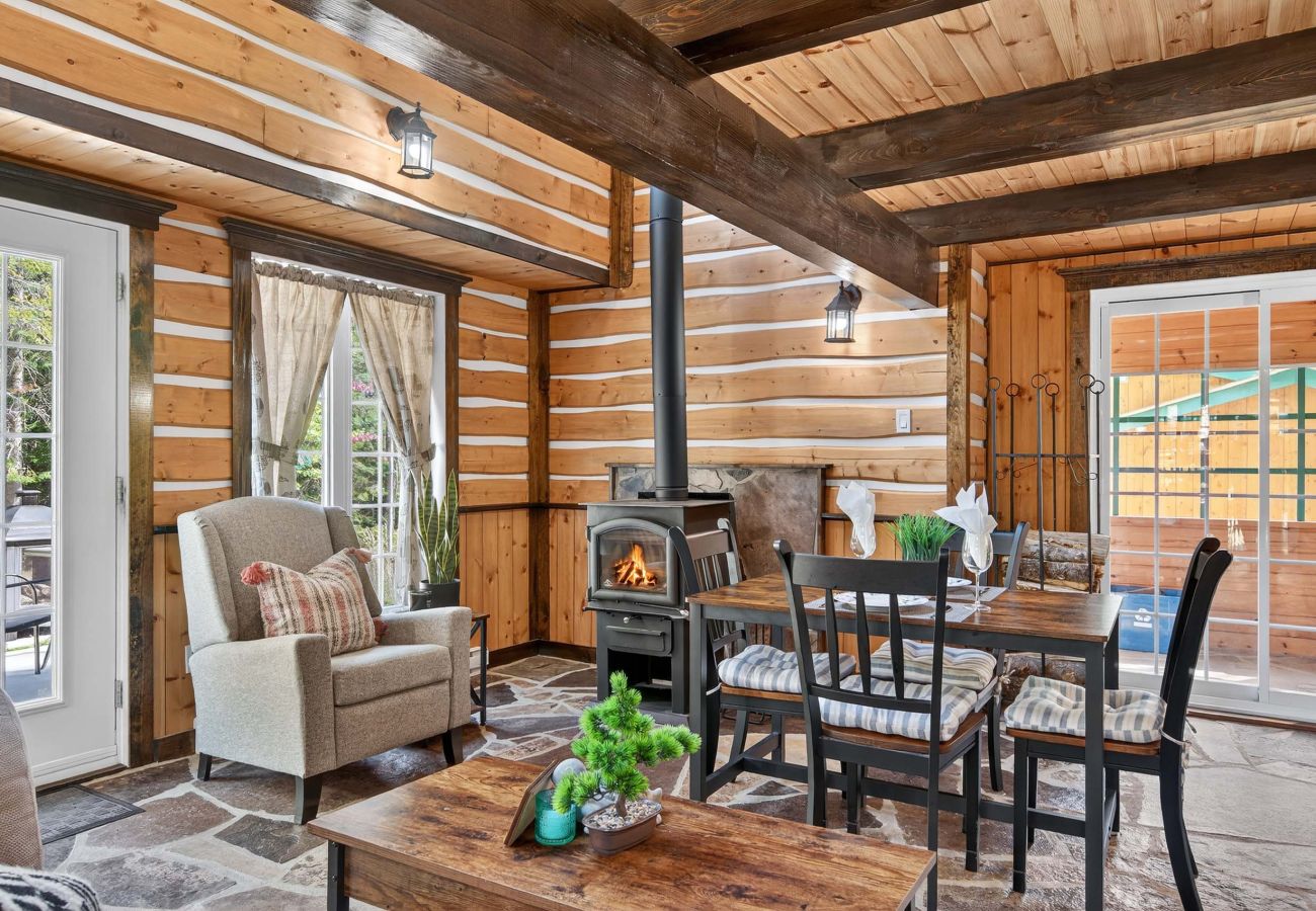 Chalet à Montreal - CAN034 : La Mésange