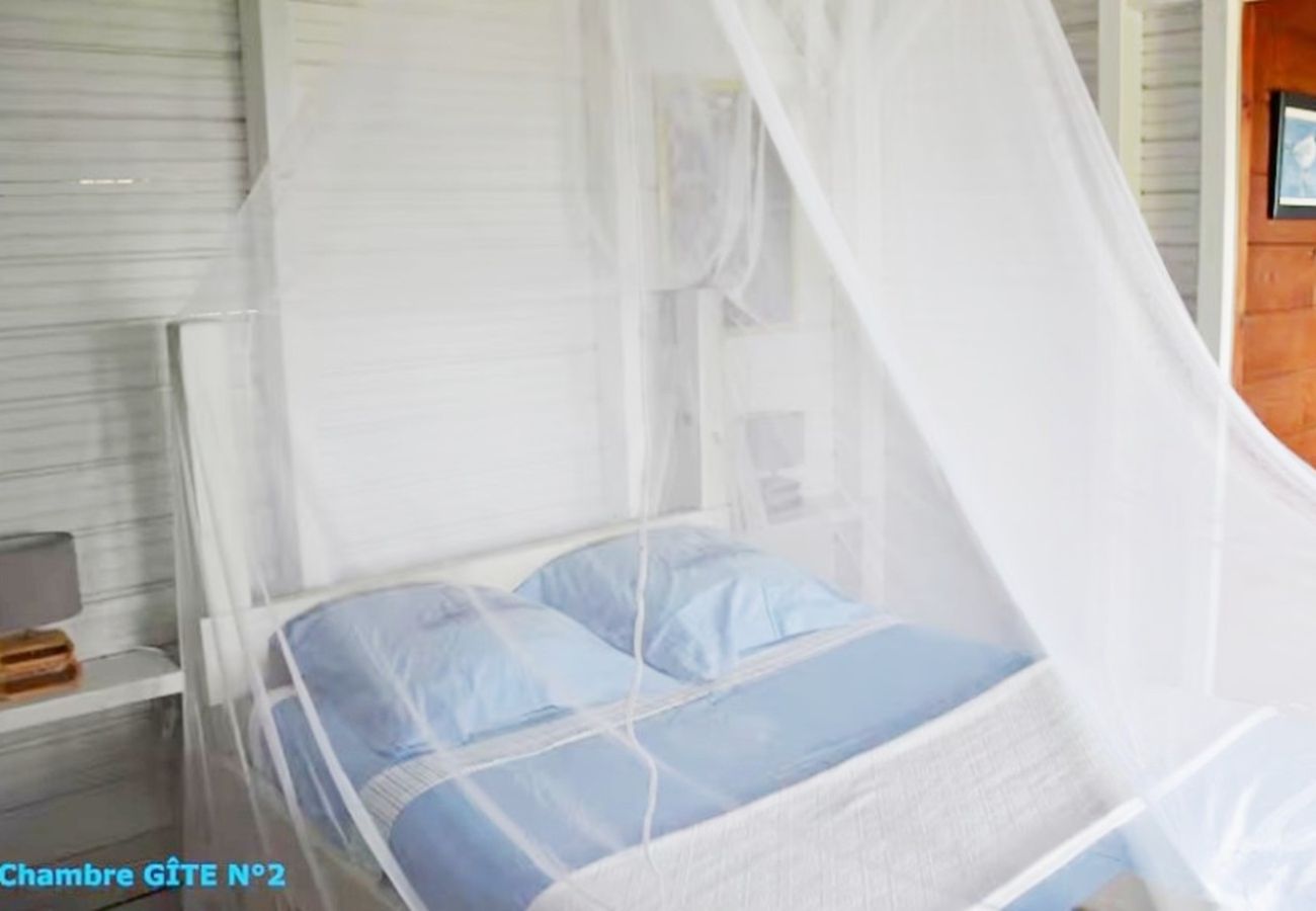 Bungalow à Deshaies - Gite Bleu Outremer 2 à Deshaies ref GEA006