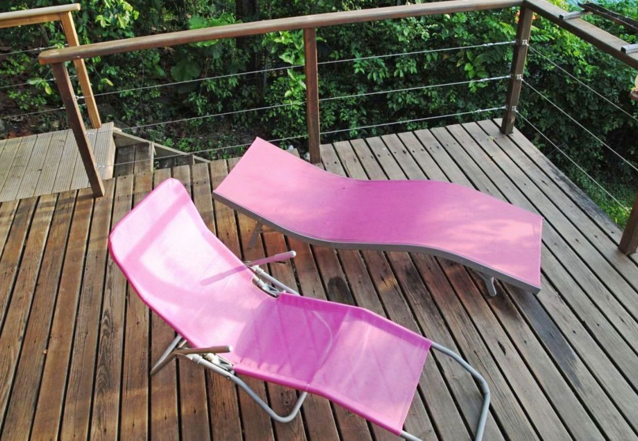 Bungalow à Deshaies - Gite Bleu Outremer 2 à Deshaies ref GEA006