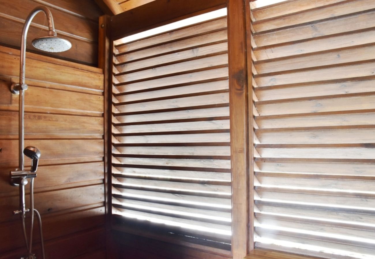 Bungalow à Deshaies - Gite Bleu Outremer 2 à Deshaies ref GEA006