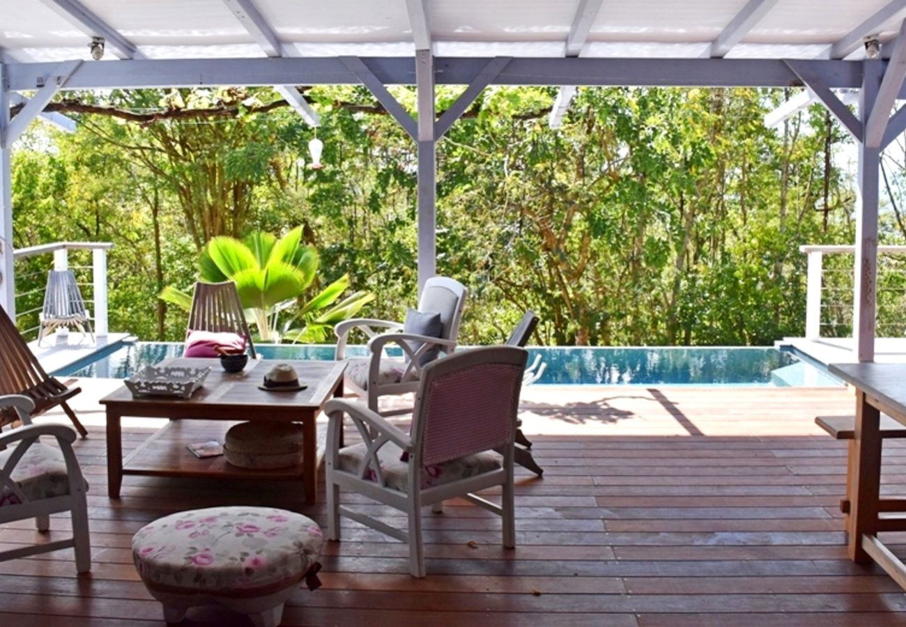 Villa à Deshaies - Villa Bleu Outremer à Deshaies Ref GEA007