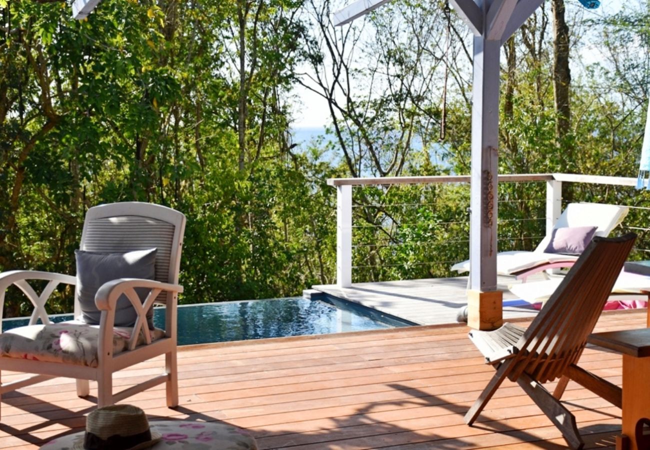 Villa à Deshaies - Villa Bleu Outremer à Deshaies Ref GEA007