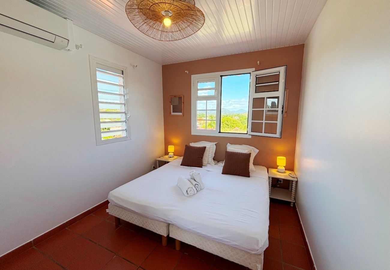 Villa à Sainte-Anne - Villa à Sainte-Anne Réf M210