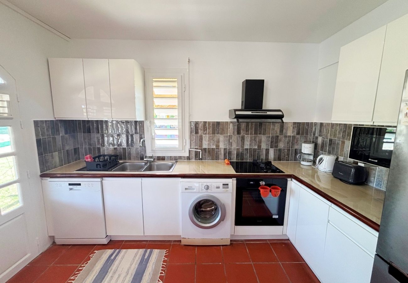 Villa à Sainte-Anne - Villa à Sainte-Anne Réf M210