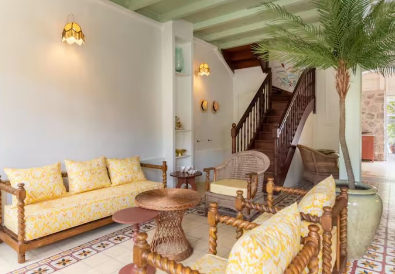Villa à Les Anses-d´Arlet - Villa Ref M152 aux Anses d'Arlet