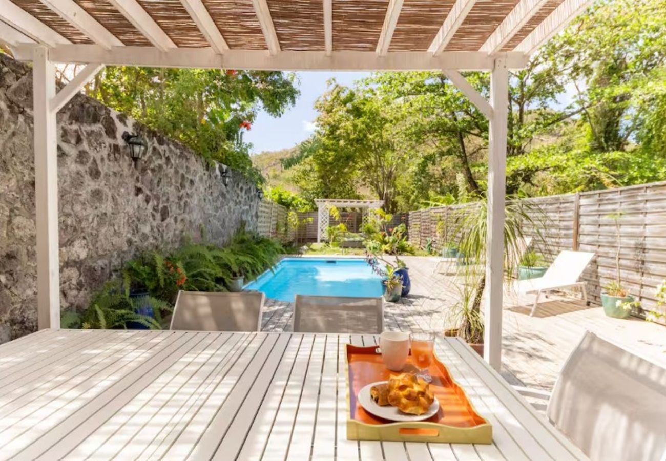 Villa à Les Anses-d´Arlet - Villa Ref M152 aux Anses d'Arlet