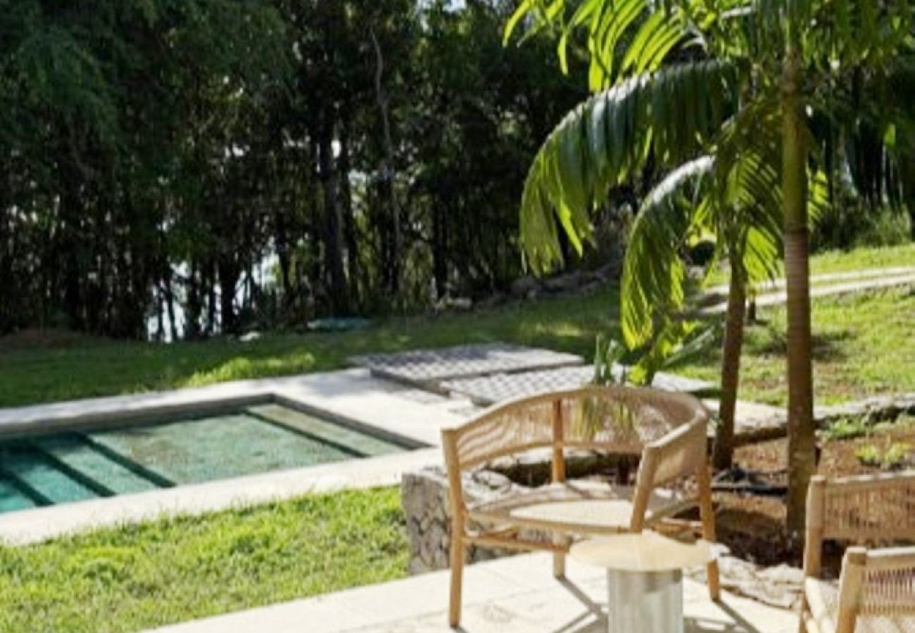 Villa à Le Diamant - Villa Ref M155 au Diamant